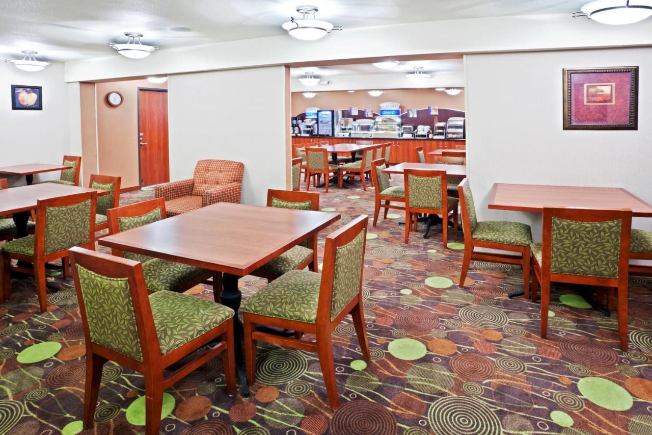 Holiday Inn Express Portland South - Lake Oswego