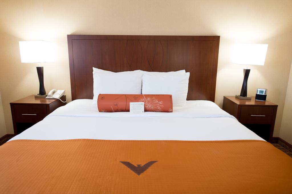 Best Western Lake Oswego/Portland Hotel & Suites