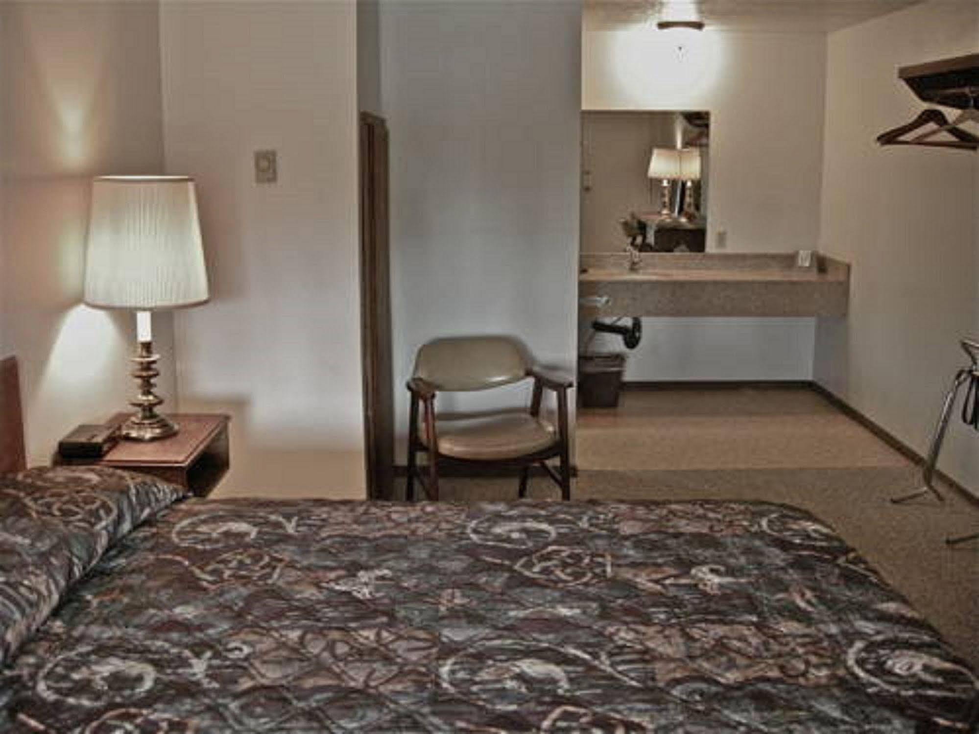 Red Lion Inn & Suites La Pine