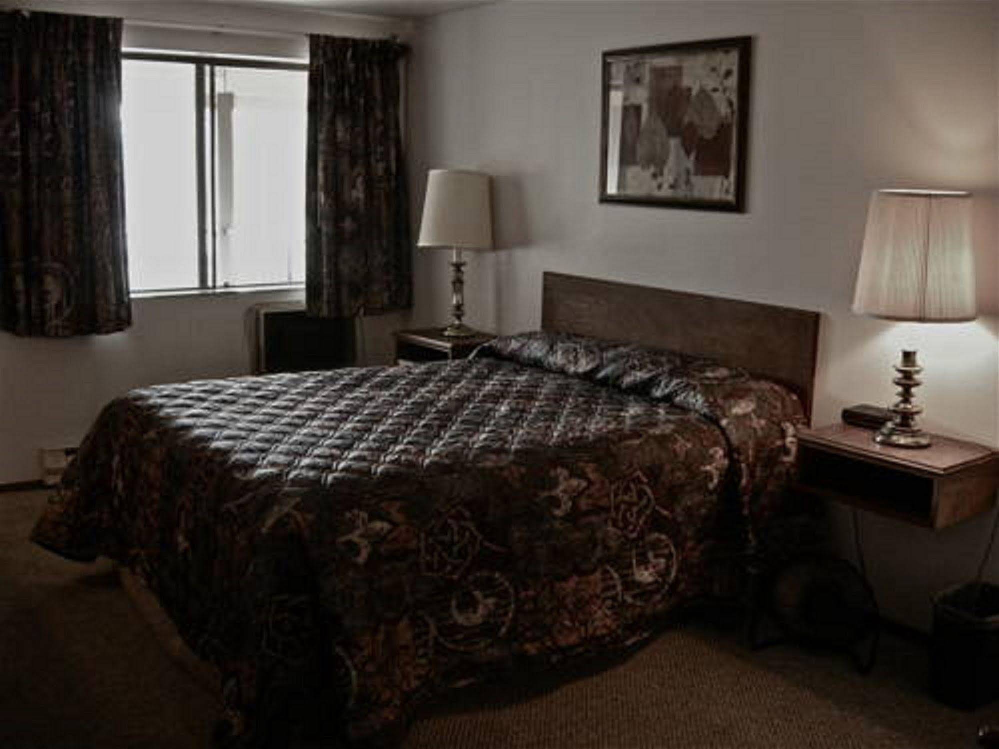 Red Lion Inn & Suites La Pine