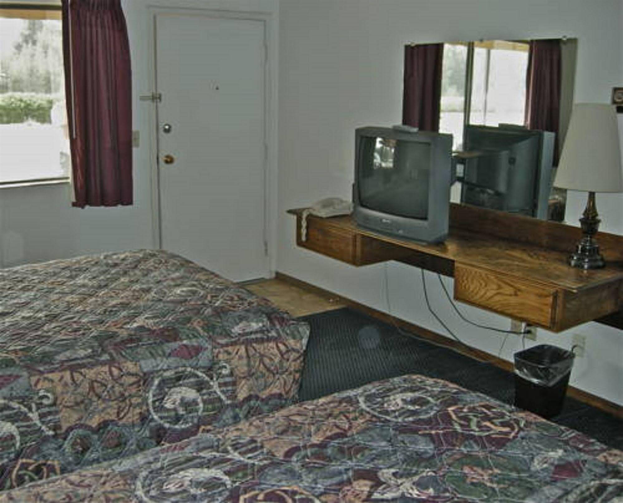 Red Lion Inn & Suites La Pine