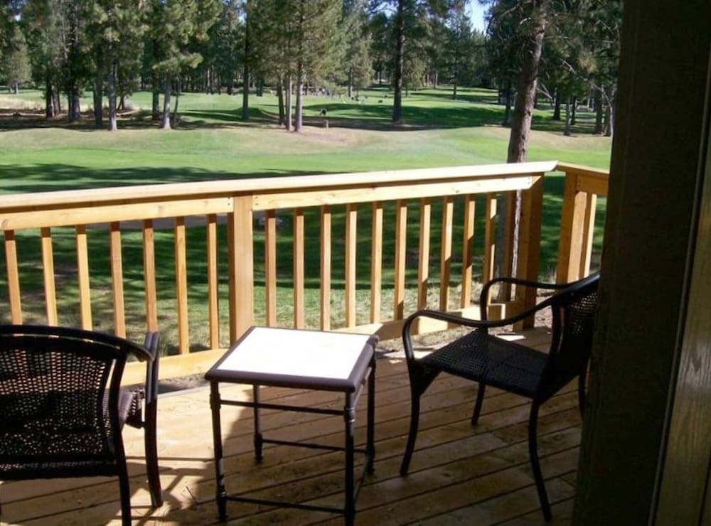 Widgi Creek-Golf Course 18th Fairway Townhome