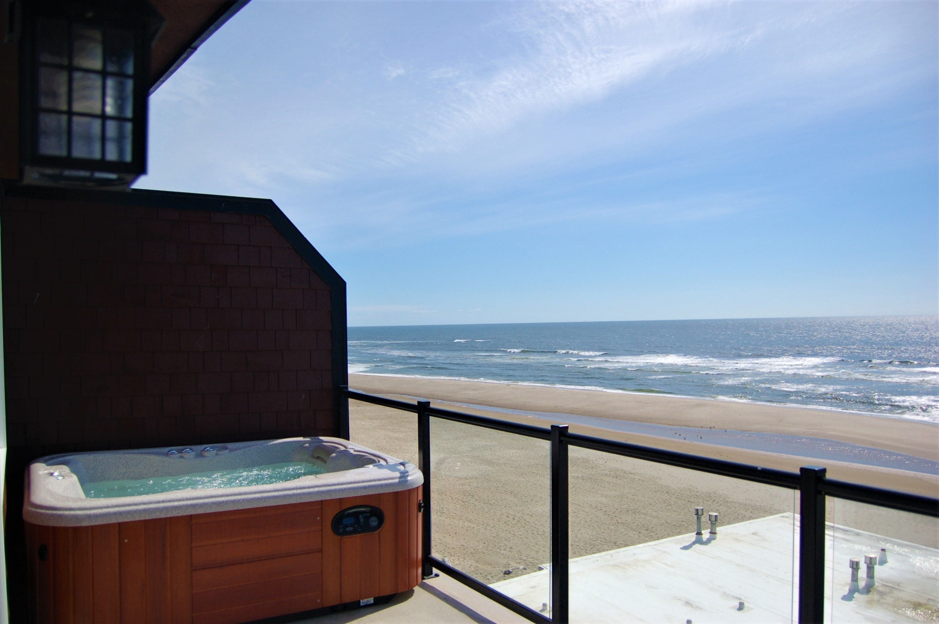 Beachfront Manor Lincoln City