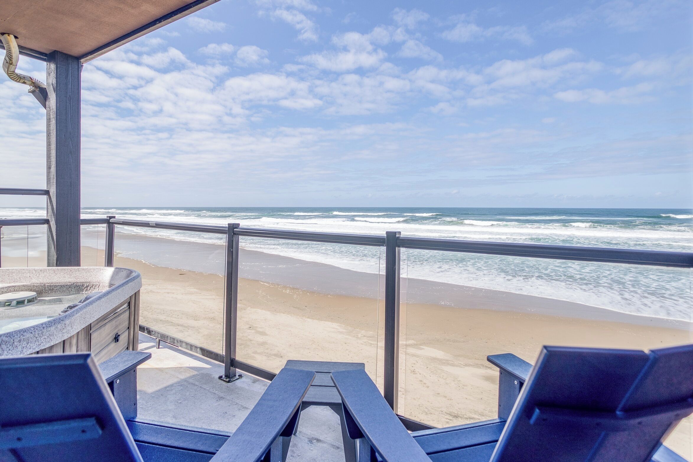 Beachfront Manor Lincoln City