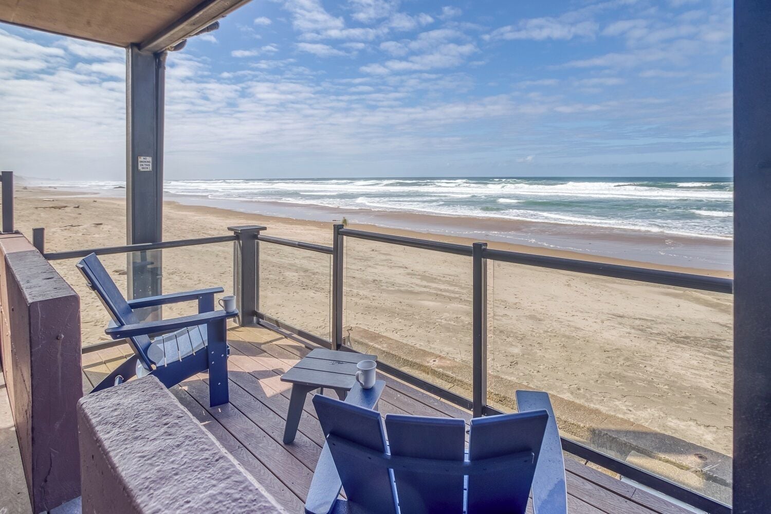 Beachfront Manor Lincoln City