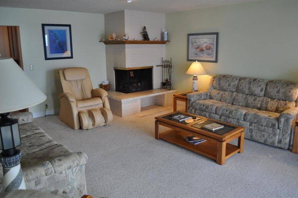 Cavalier  Beachfront Condominiums