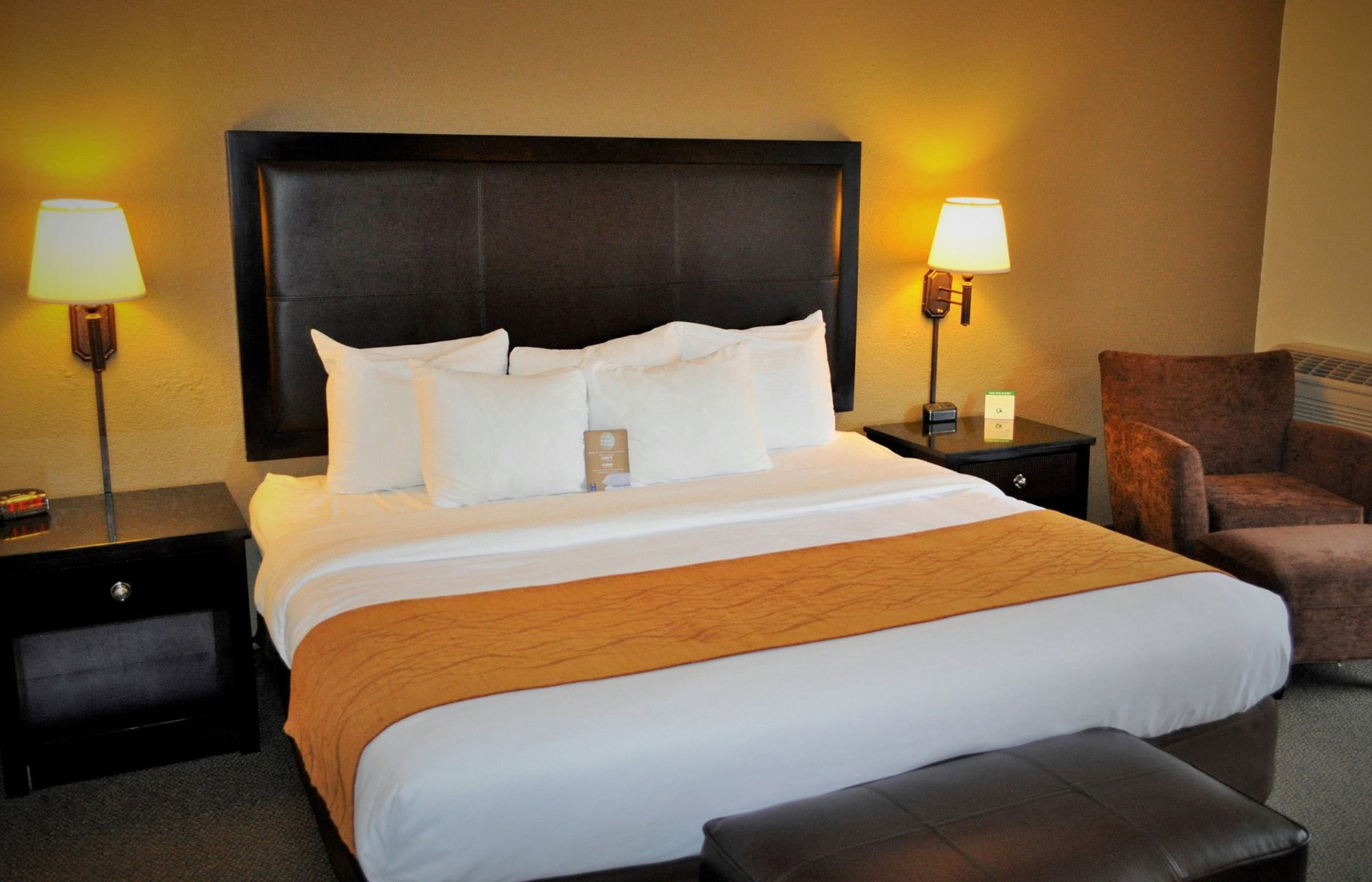 Comfort Inn & Suites