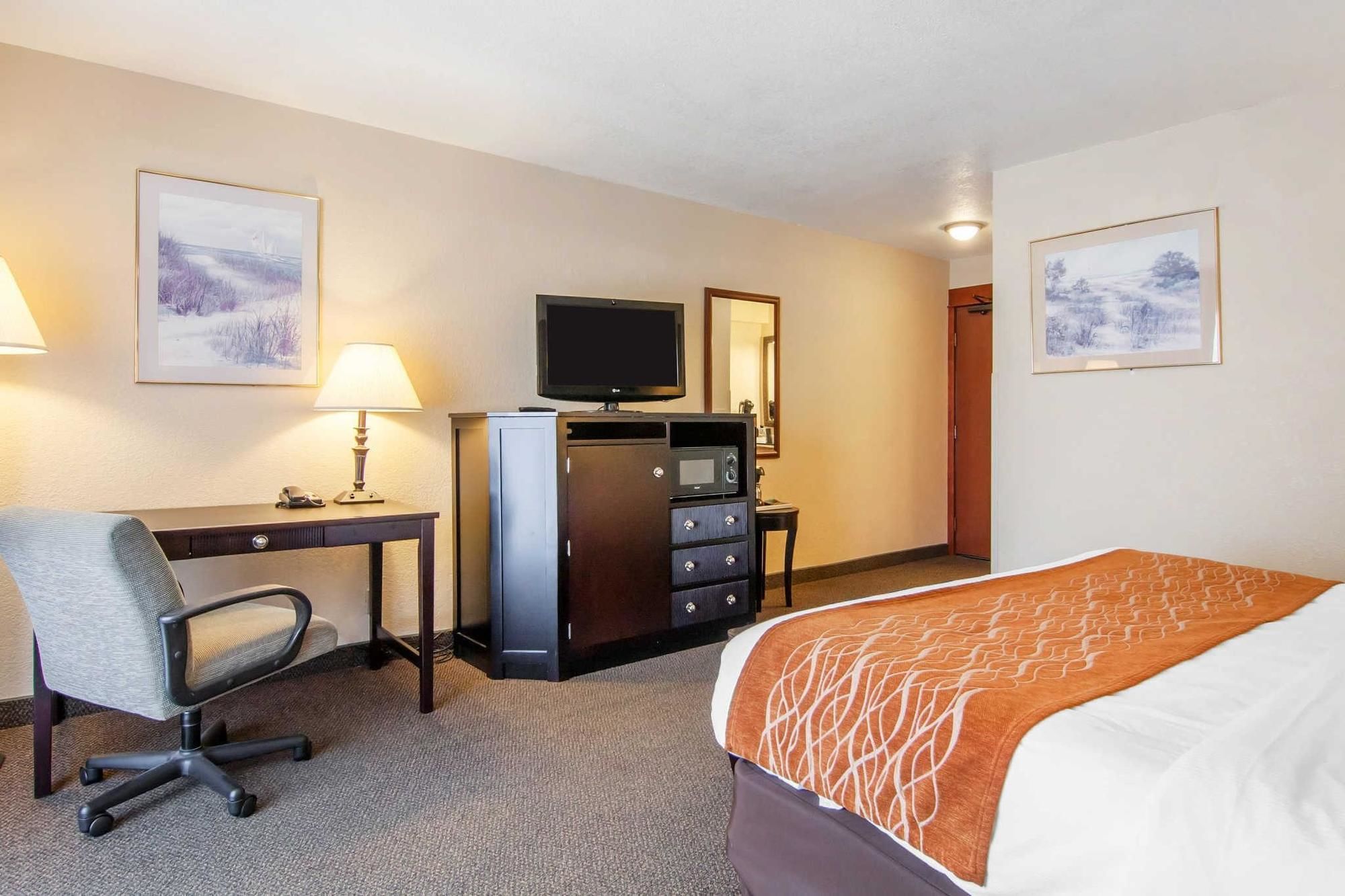 Comfort Inn & Suites