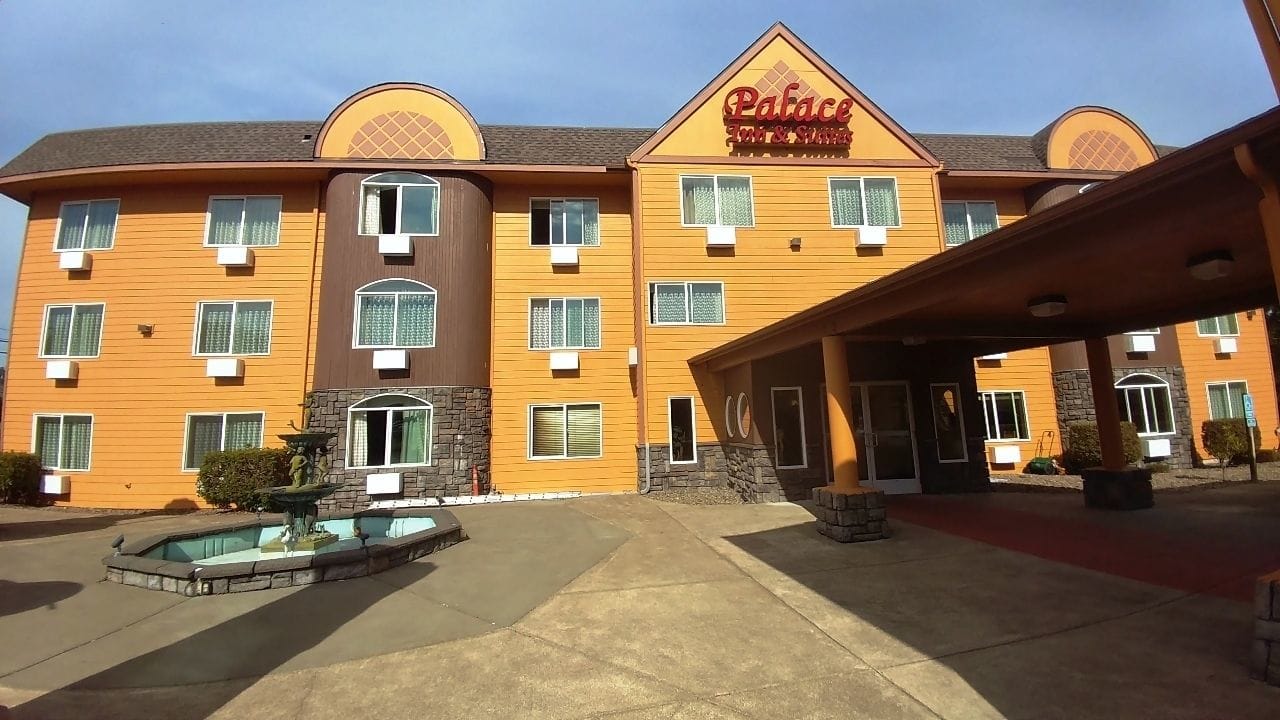 Palace Inn & Suites