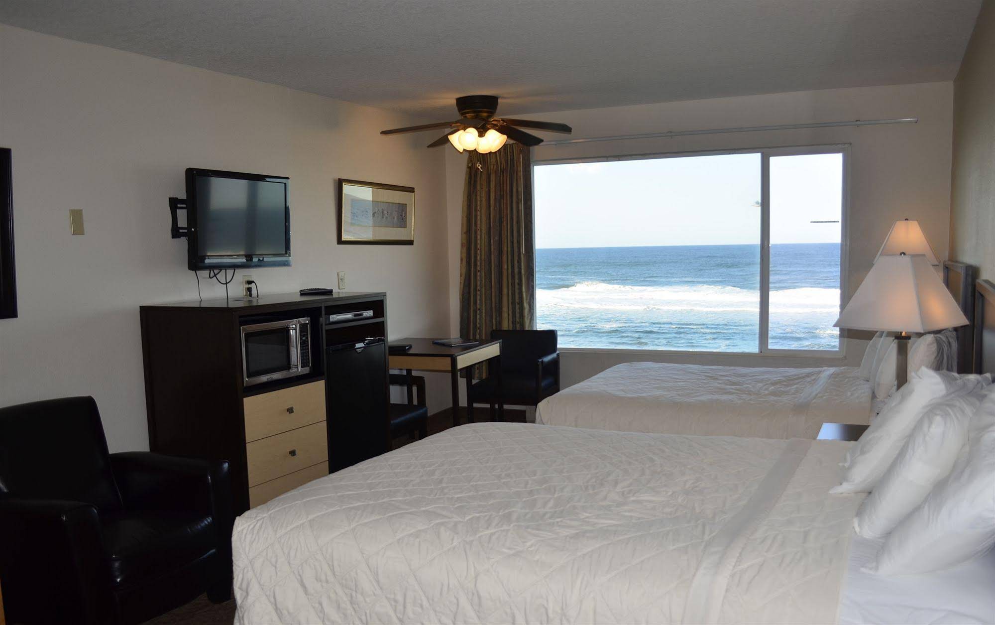 Sailor Jack Oceanfront Motel