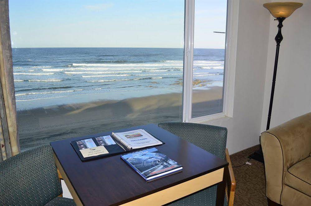 Sailor Jack Oceanfront Motel