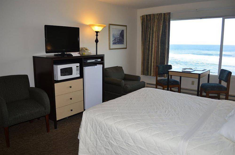 Sailor Jack Oceanfront Motel