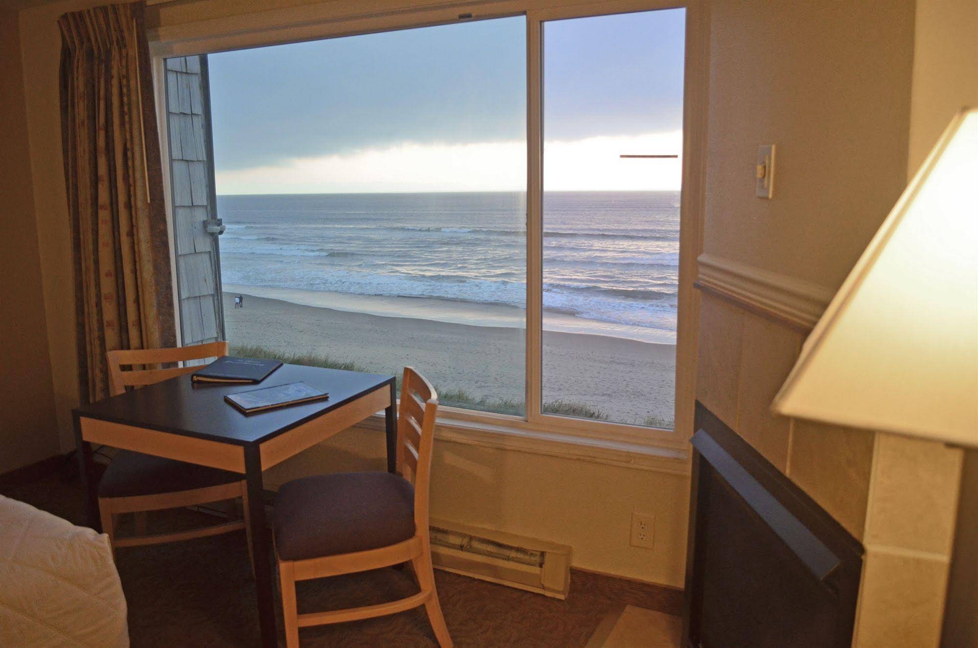 Sailor Jack Oceanfront Motel