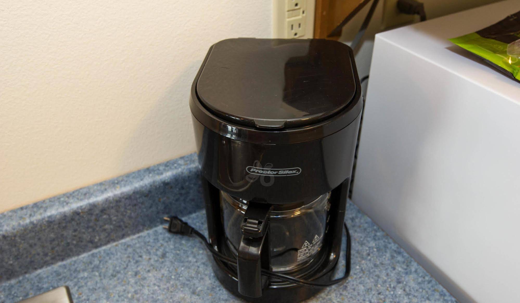 Sandcastle Beachfront Motel