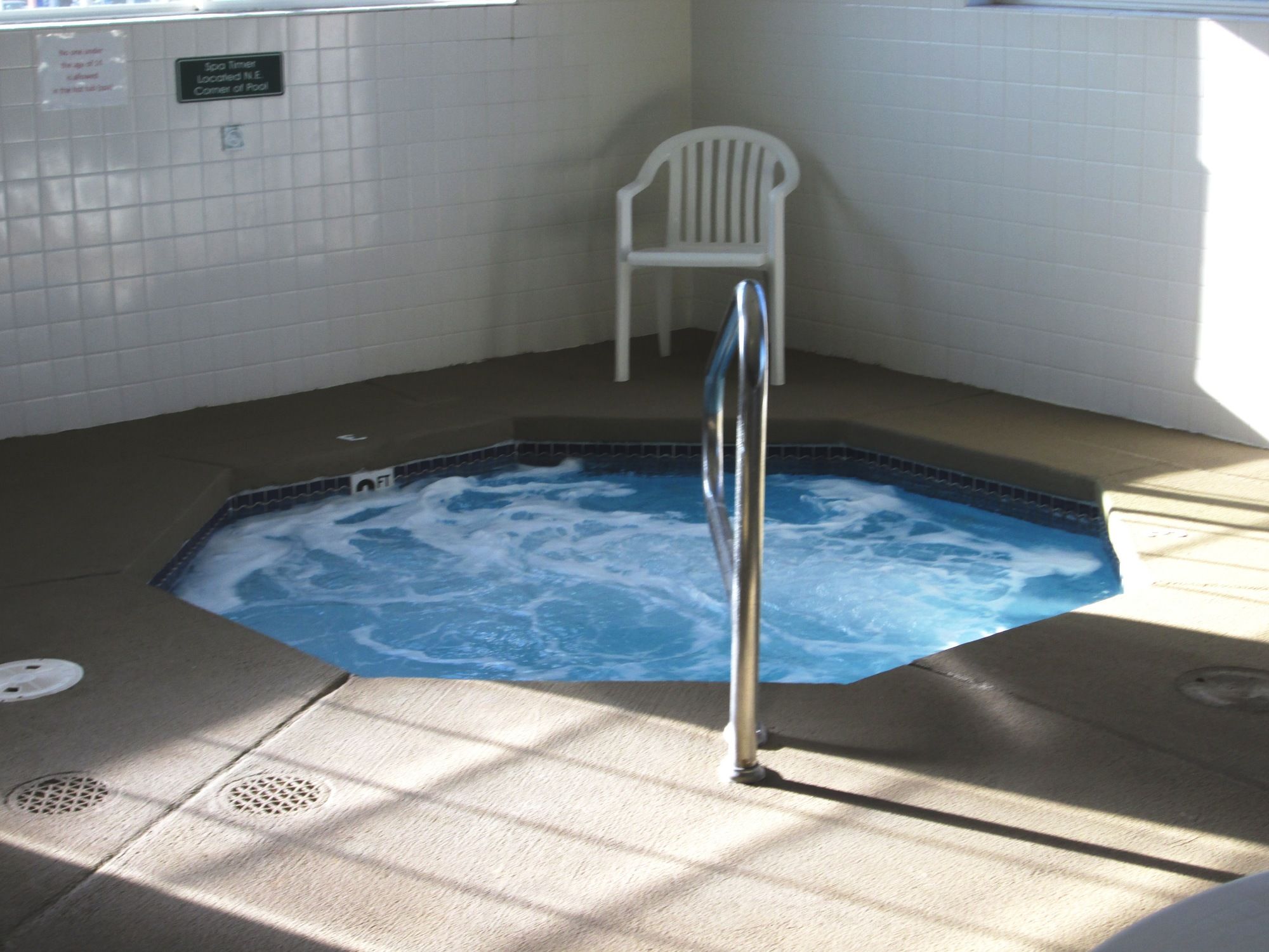 The Ashley Inn & Suites