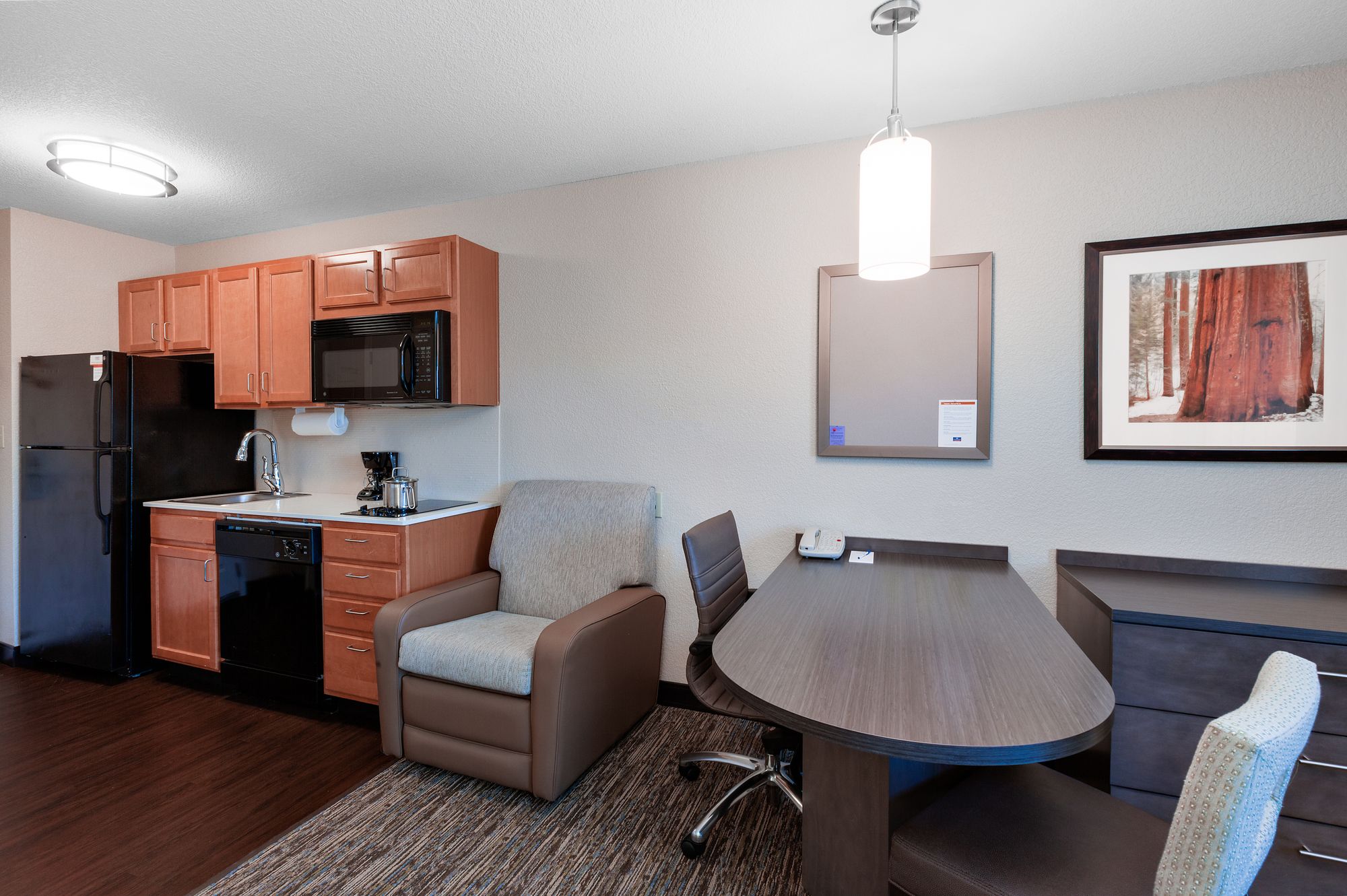 Candlewood Suites Medford