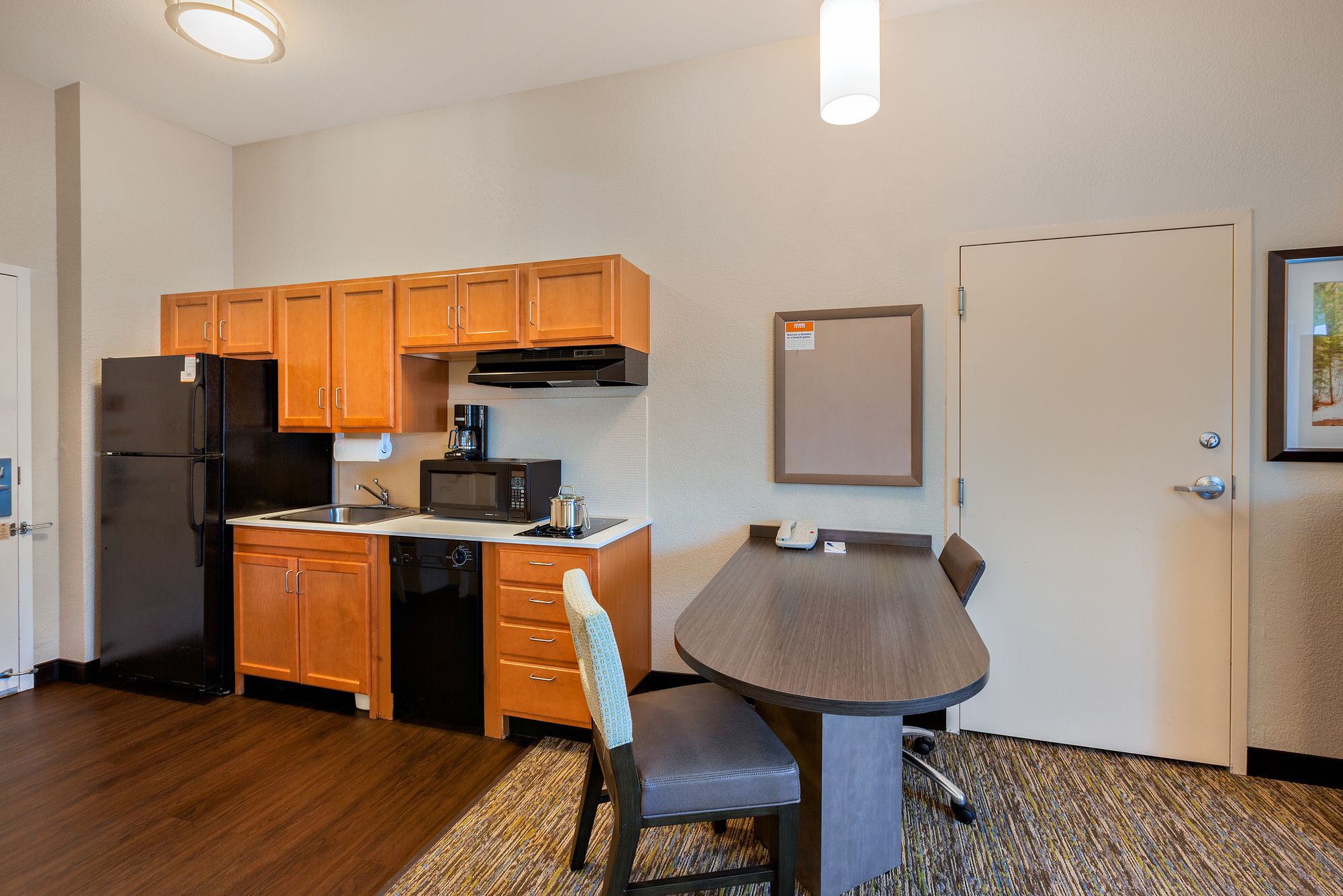 Candlewood Suites Medford