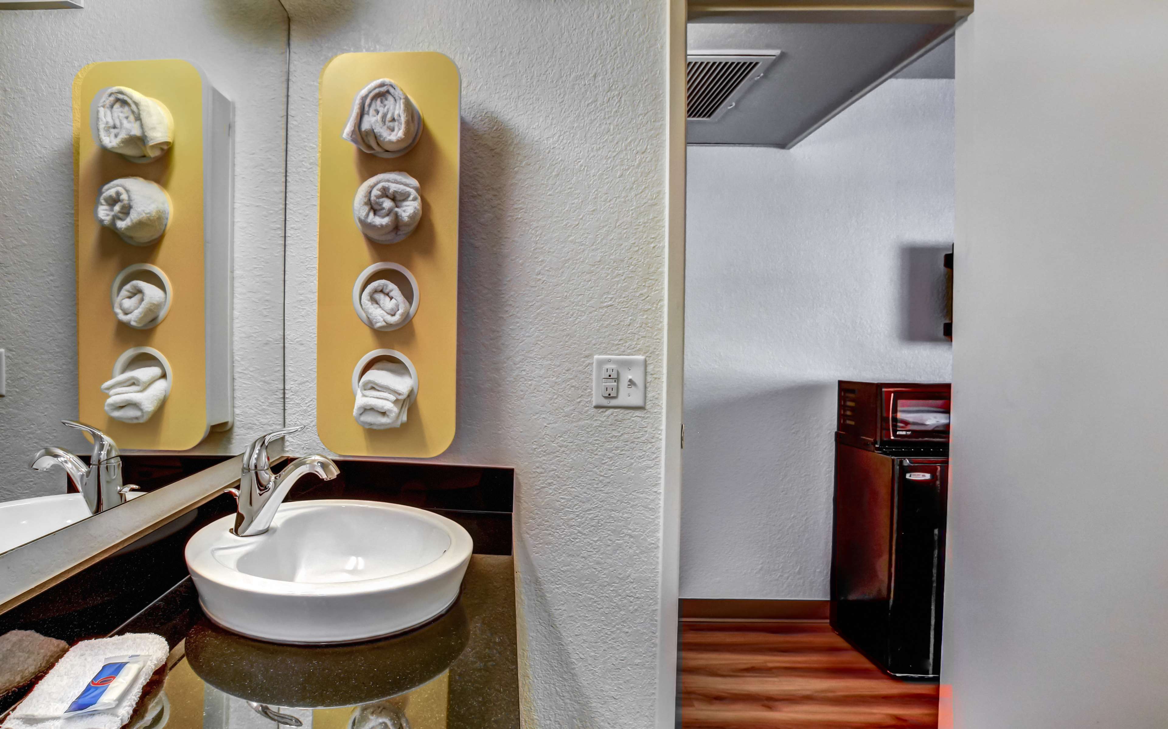 Motel 6 Medford South