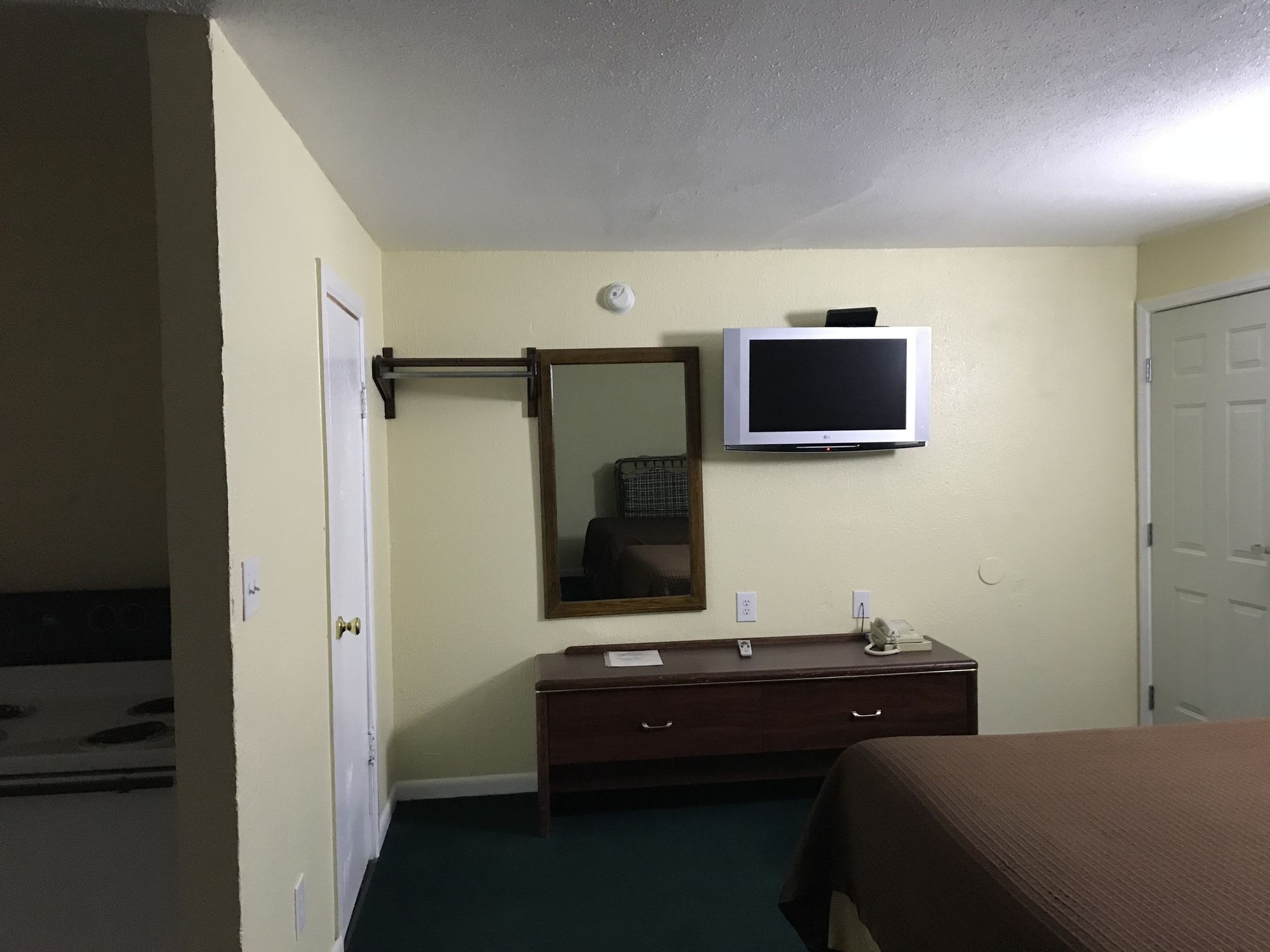 Relax Inn Of Medford