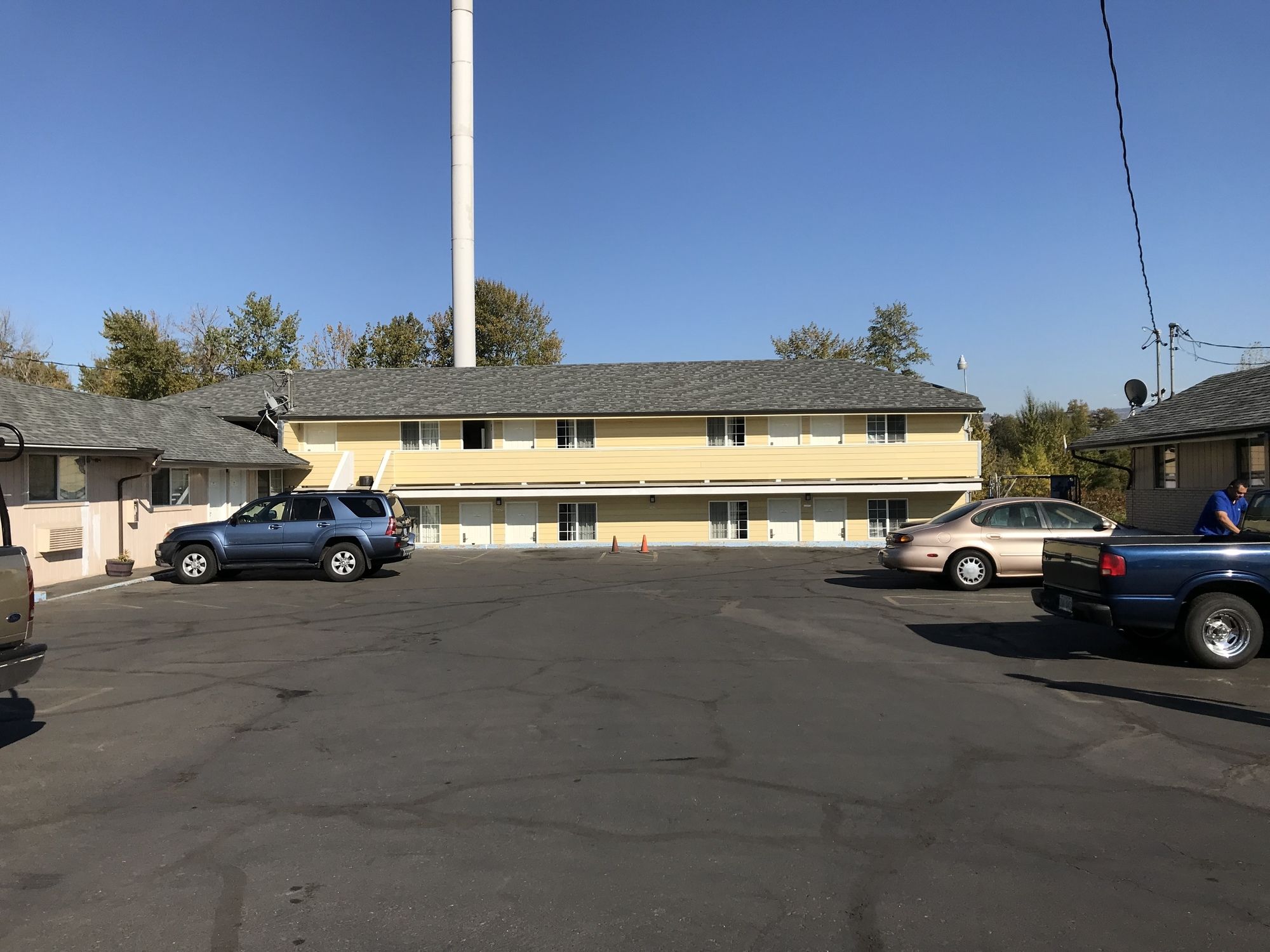 Relax Inn Of Medford