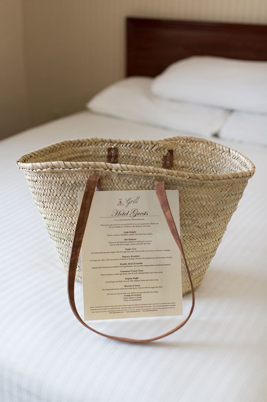 Rogue Regency Inn & Suites