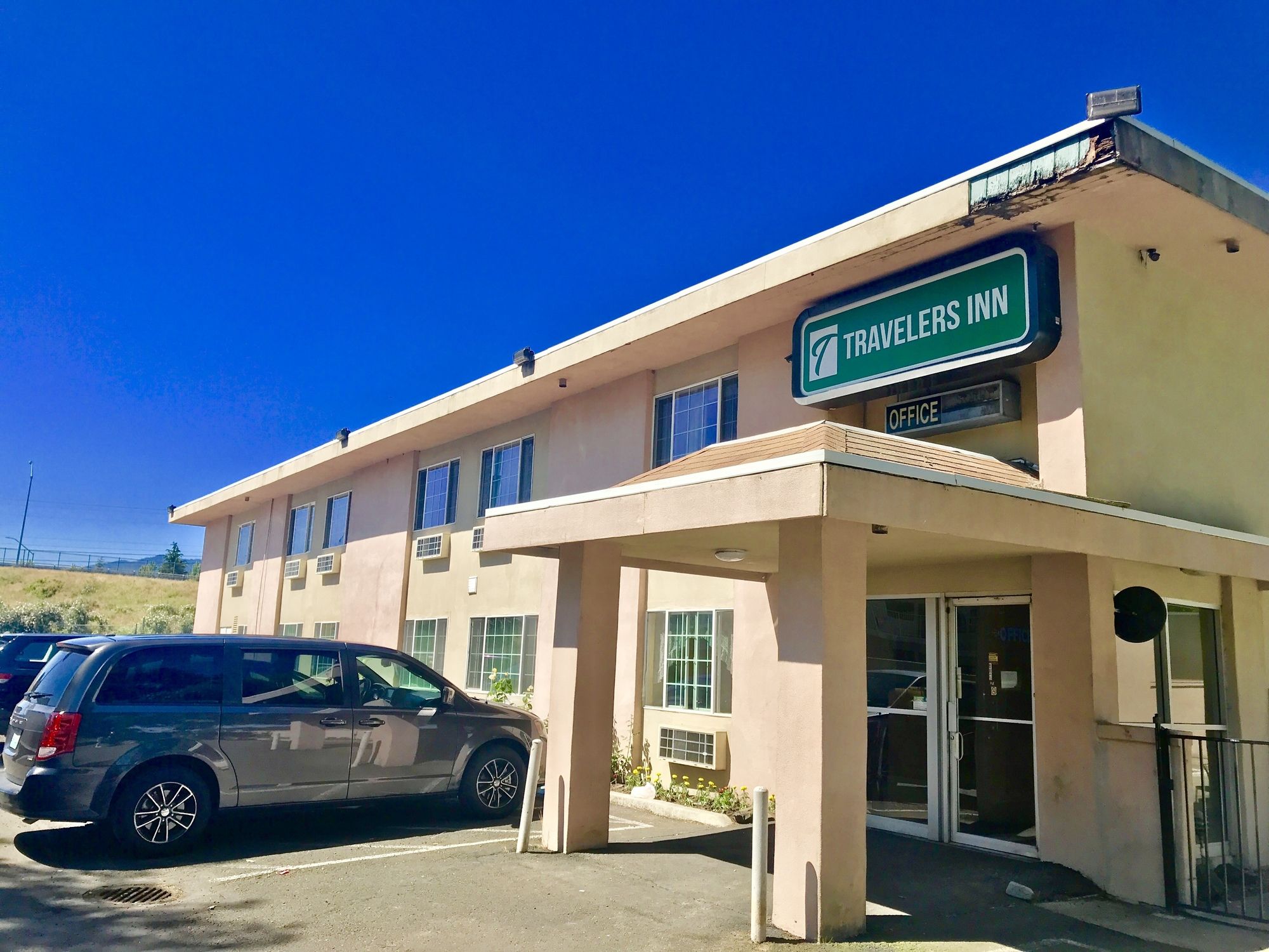Travelers Inn Medford