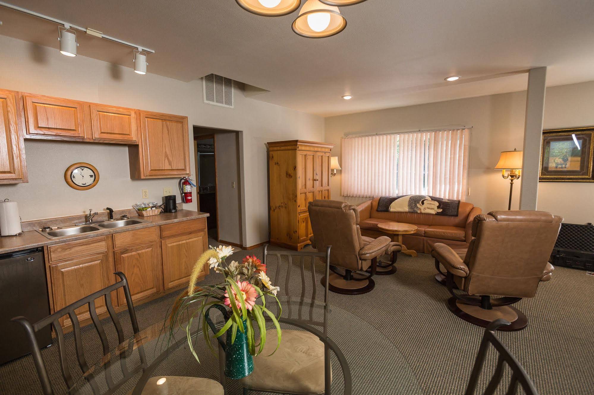 Morrison's Rogue River Lodge