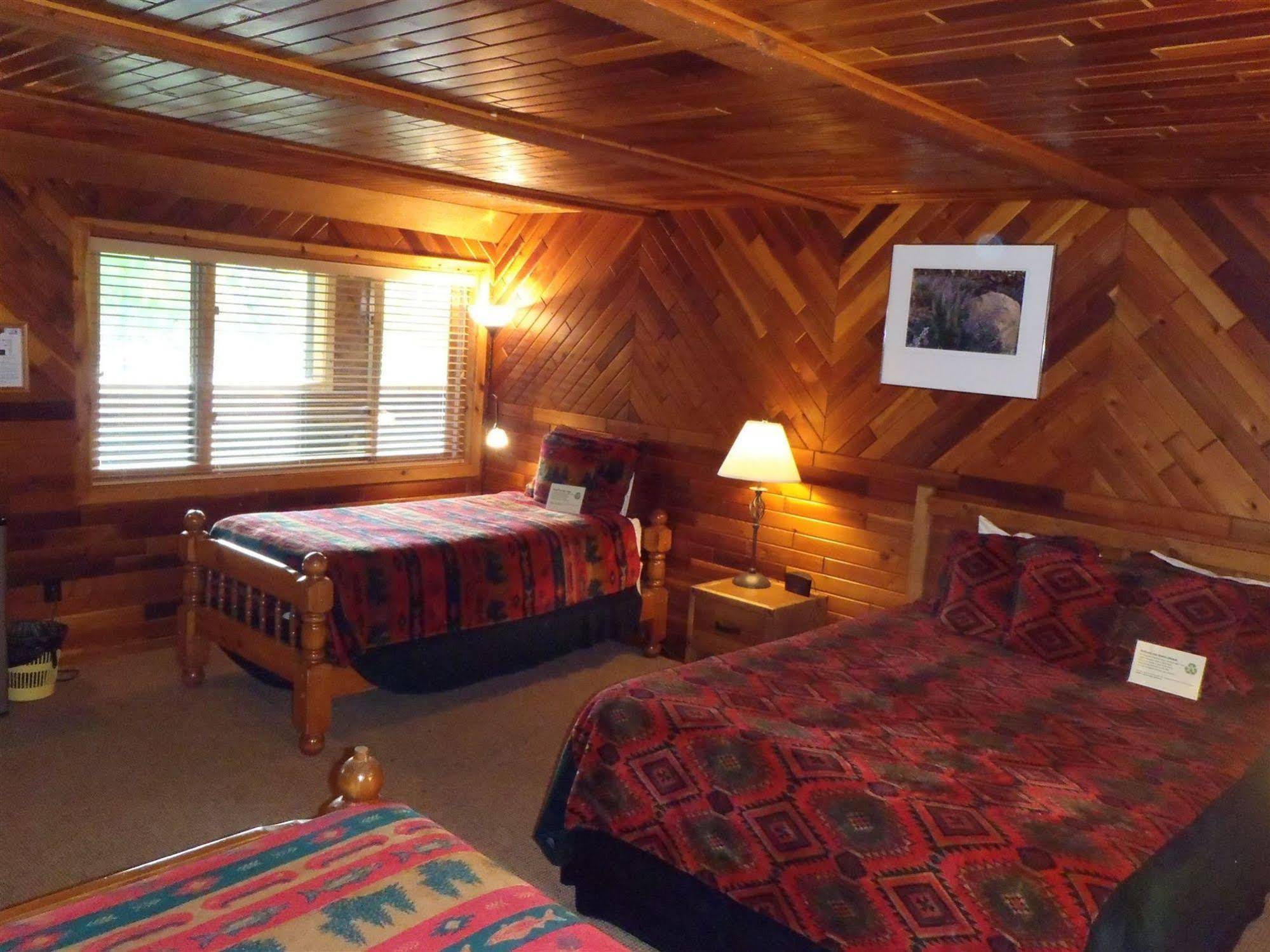 Cooper Spur Mountain Resort