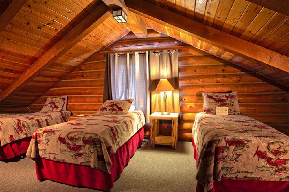 Cooper Spur Mountain Resort