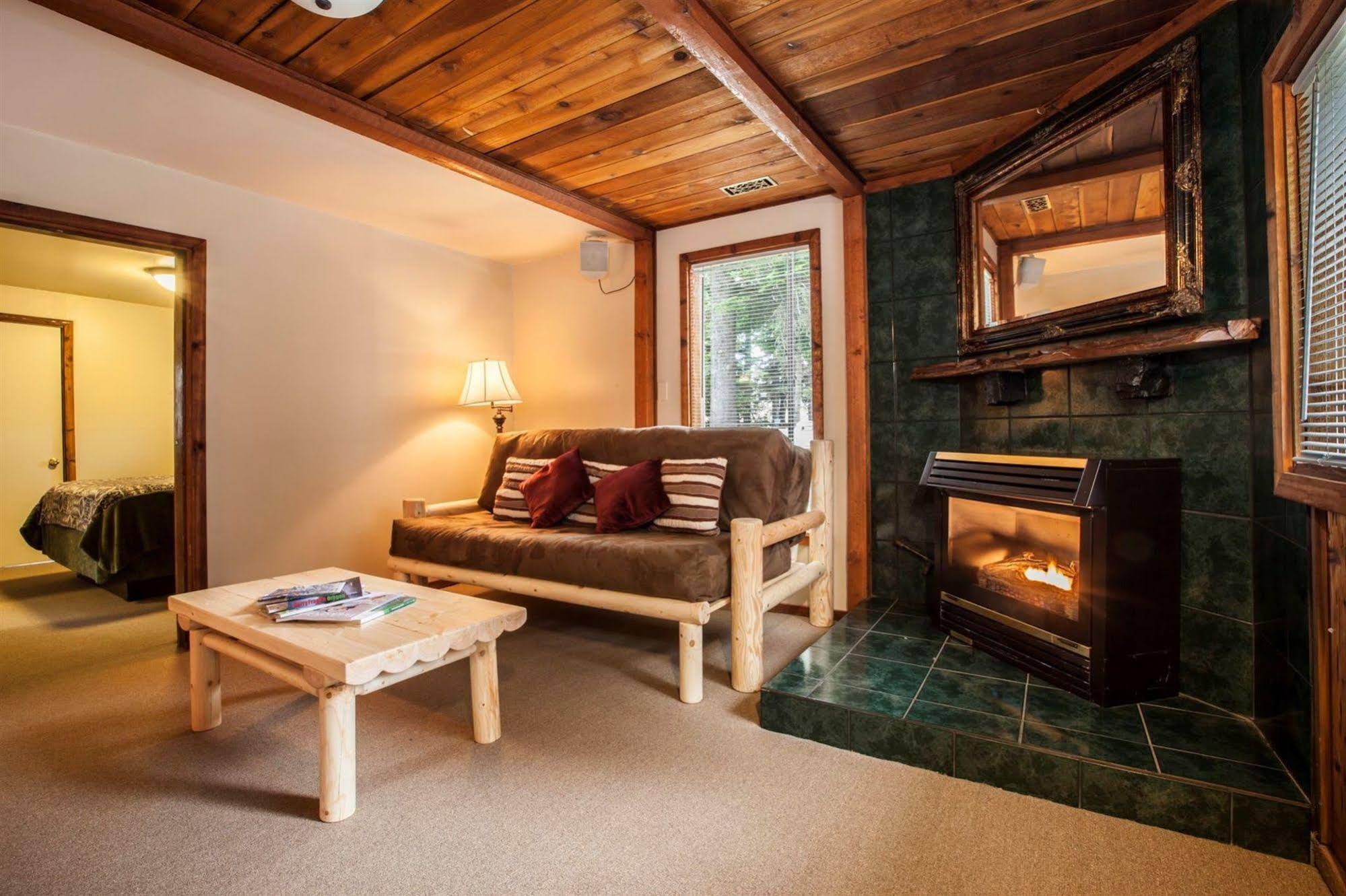 Cooper Spur Mountain Resort