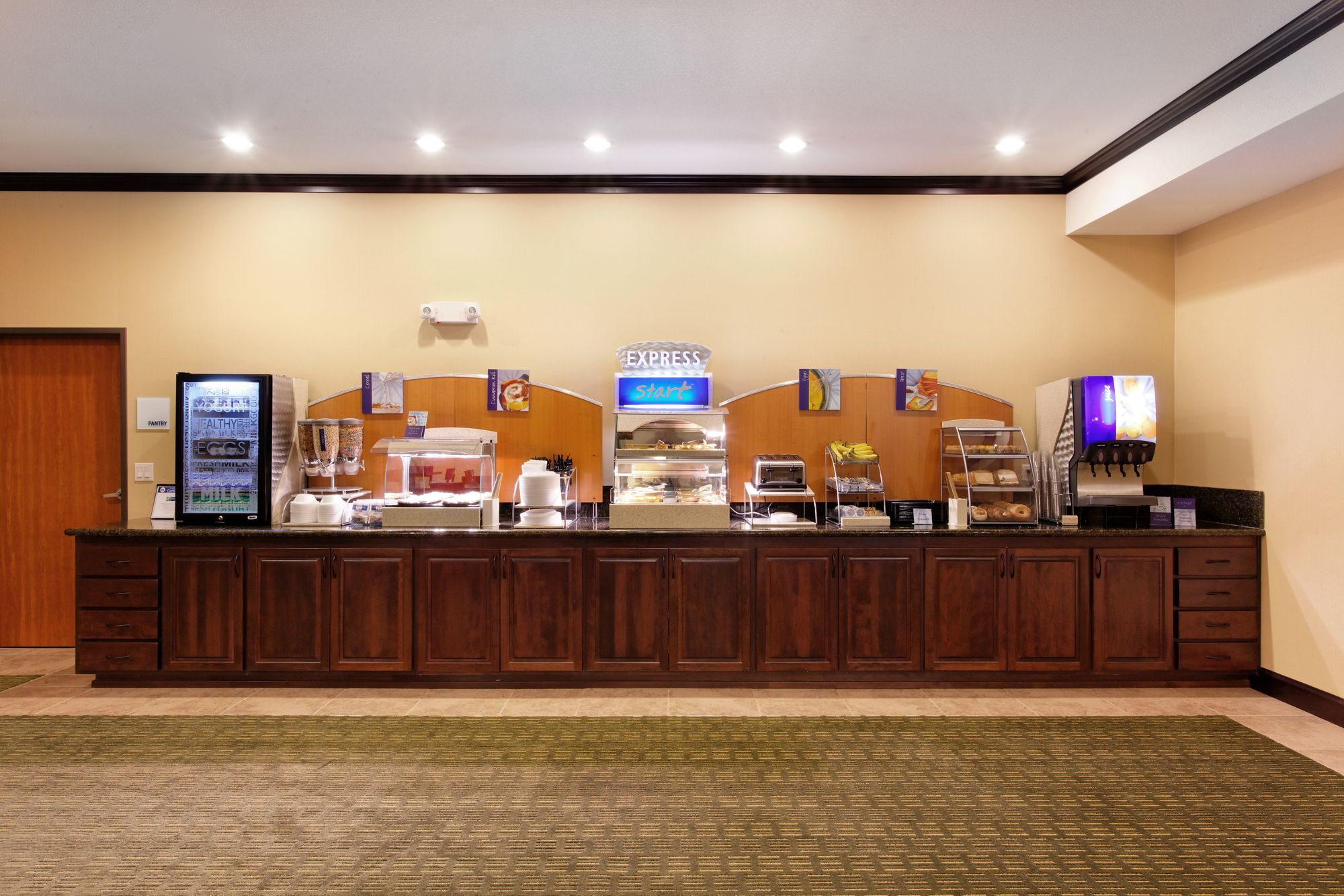 Holiday Inn Express Newport