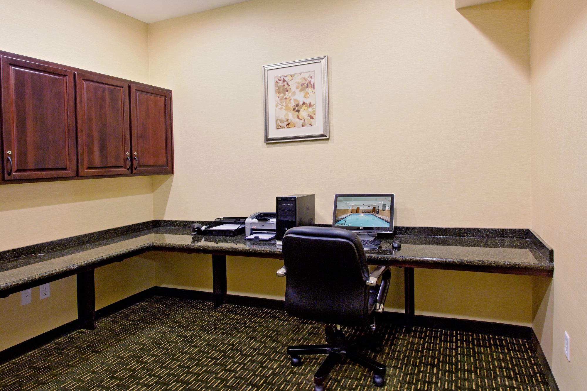 Holiday Inn Express Newport