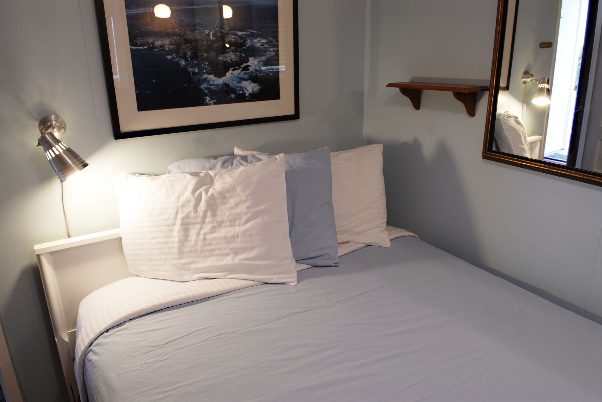 Nye Beach Condos & Cottages