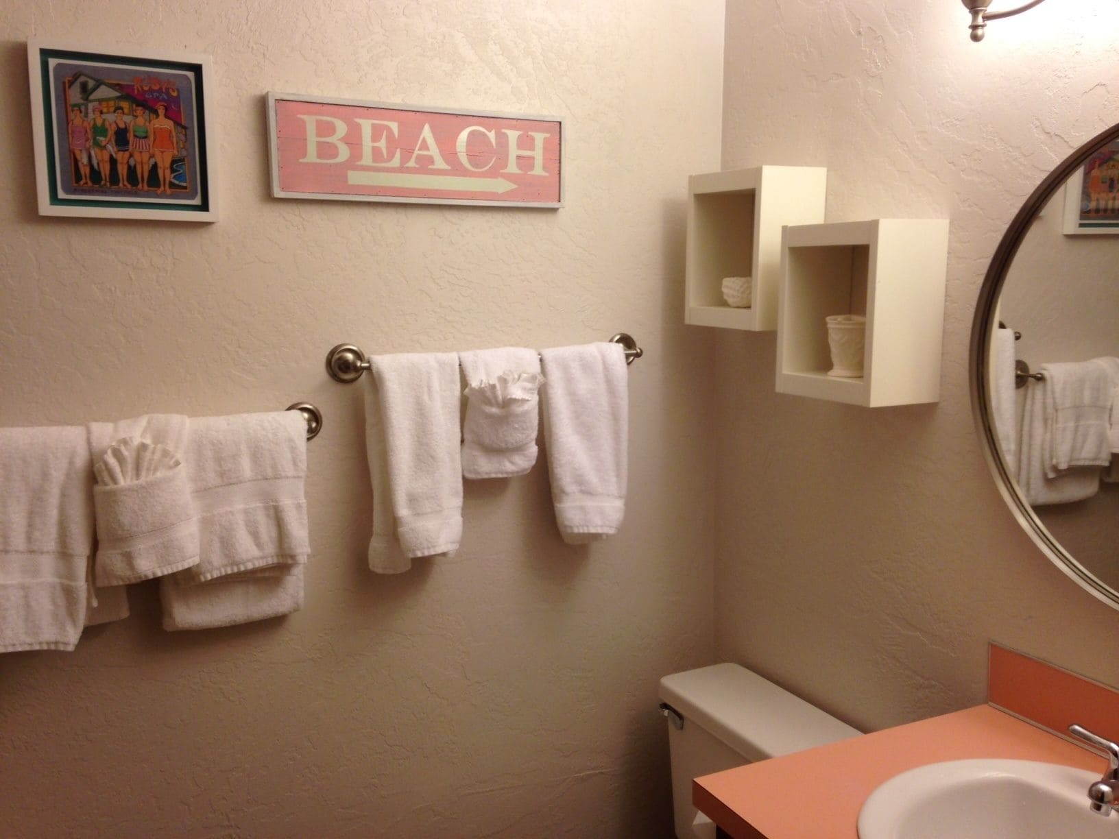 Nye Beach Condos & Cottages