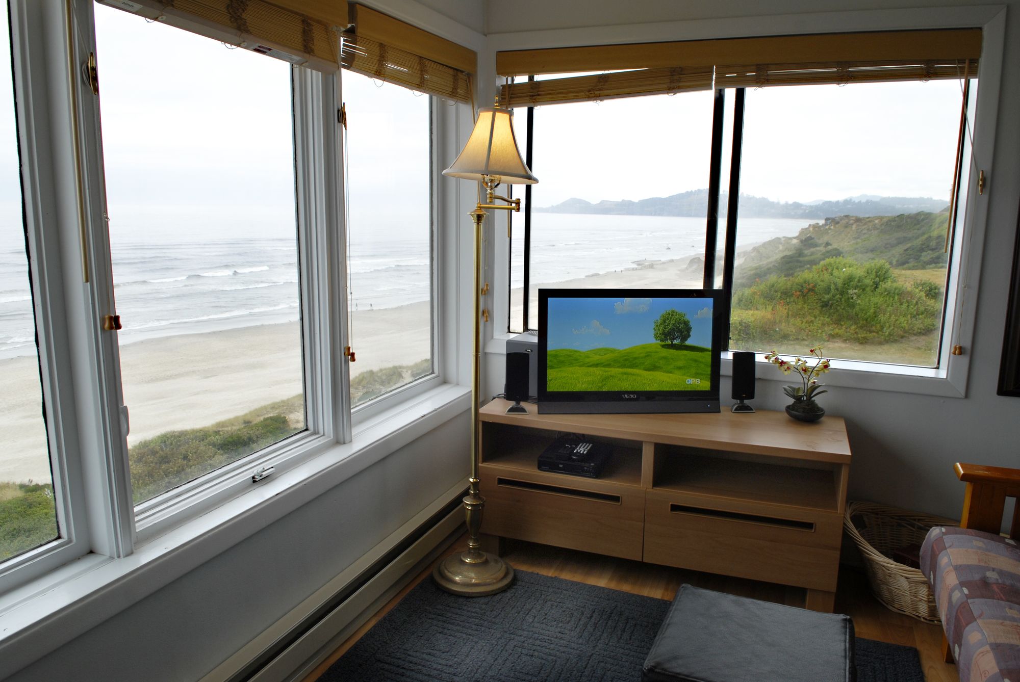 Nye Beach Condos & Cottages