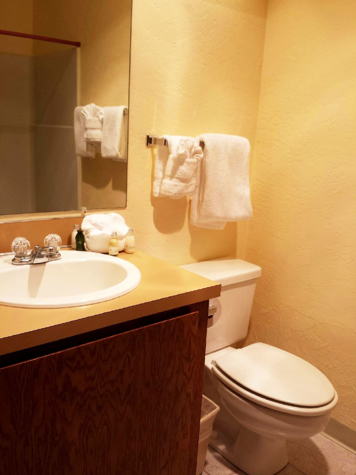 Nye Beach Condos & Cottages