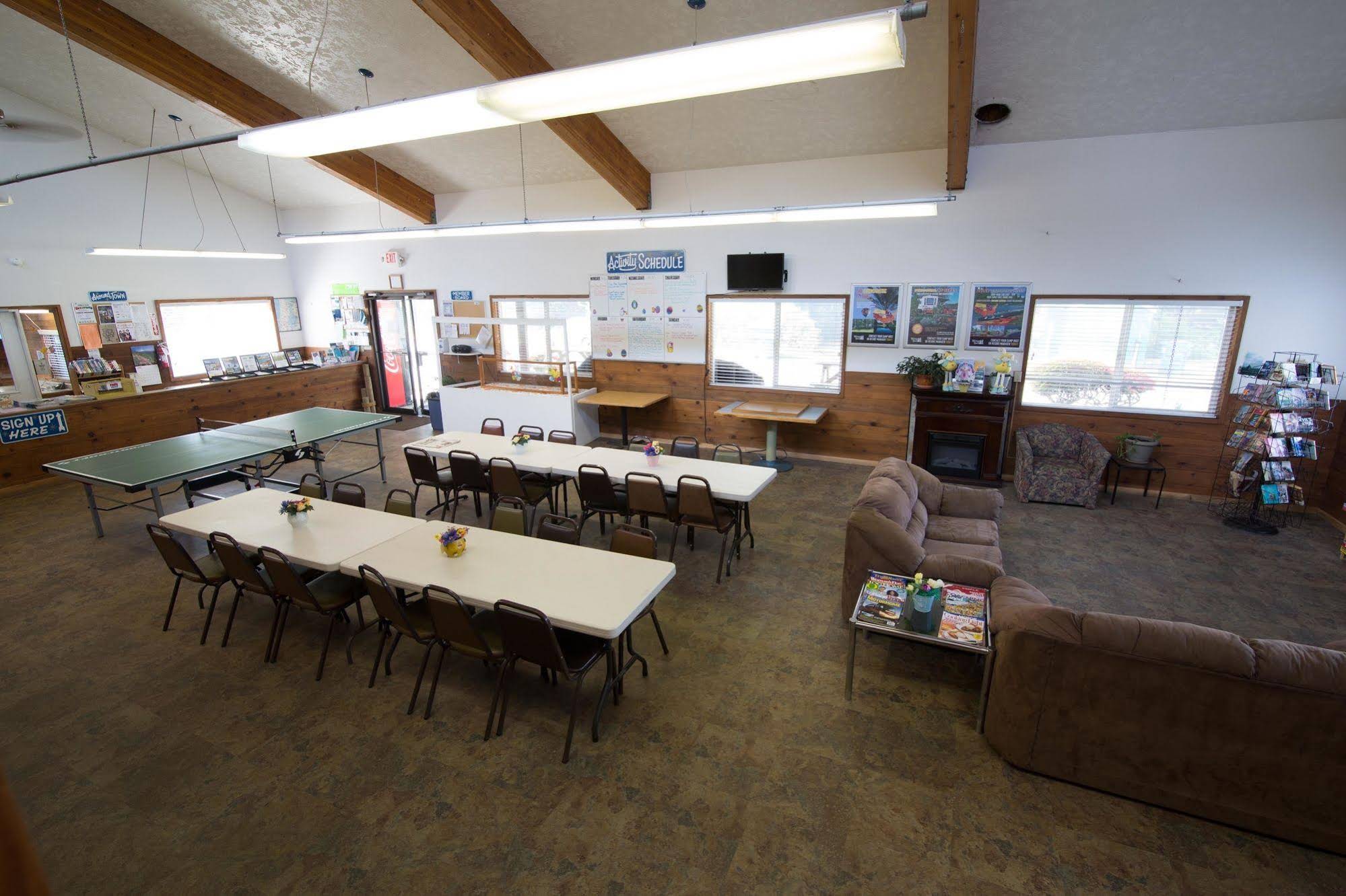 Whaler's Rest RV & Camping Resort