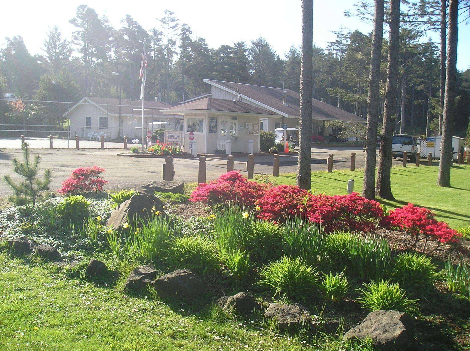 Whaler's Rest RV & Camping Resort