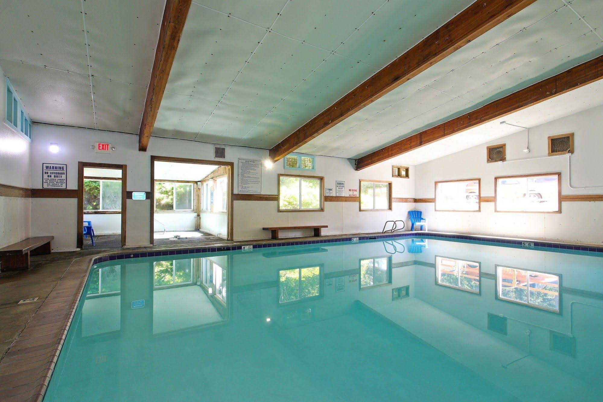 Whaler's Rest RV & Camping Resort