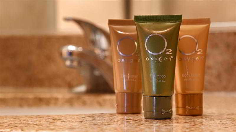 Best Western Plus Rivershore Hotel