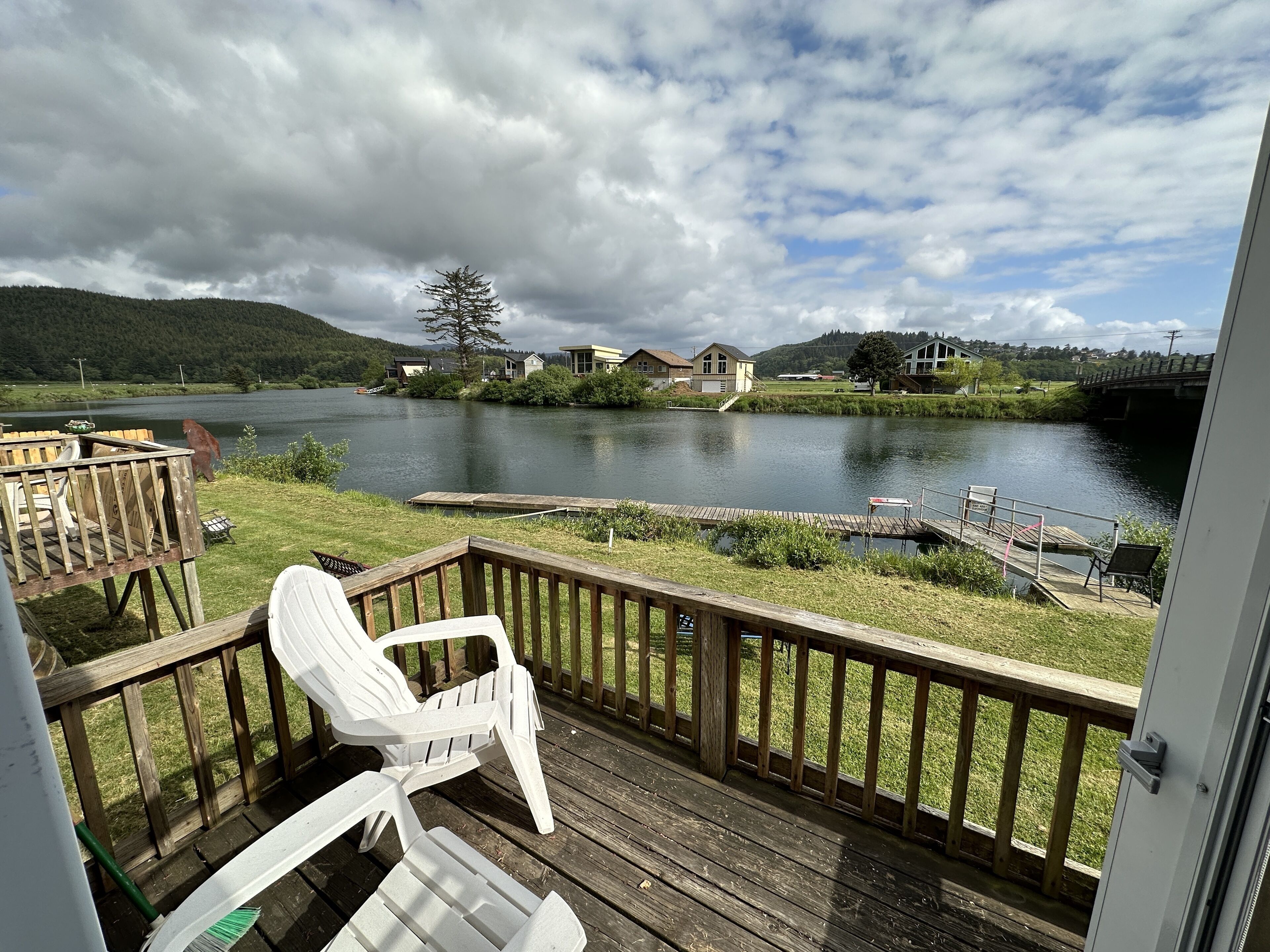 Raines Resort Cabins & RV