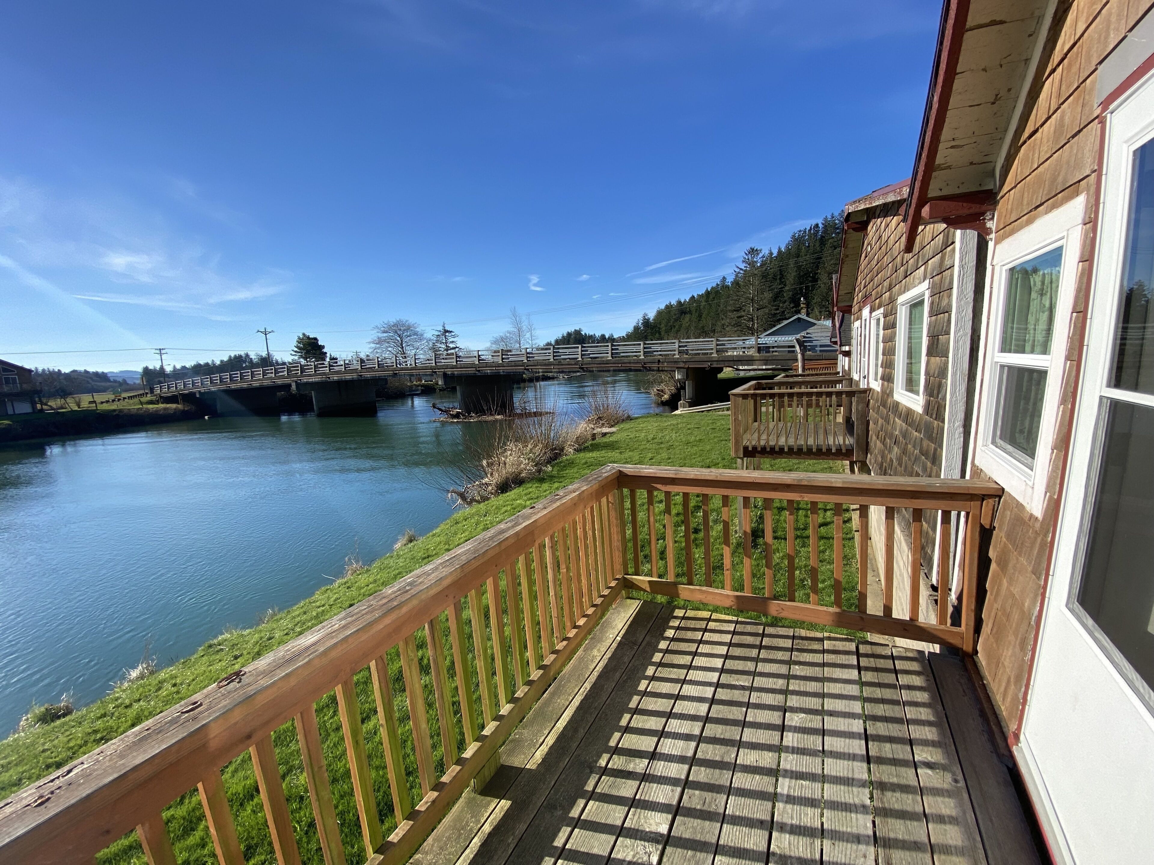 Raines Resort Cabins & RV