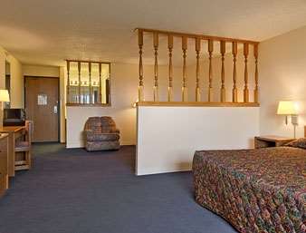 Super 8 by Wyndham Pendleton