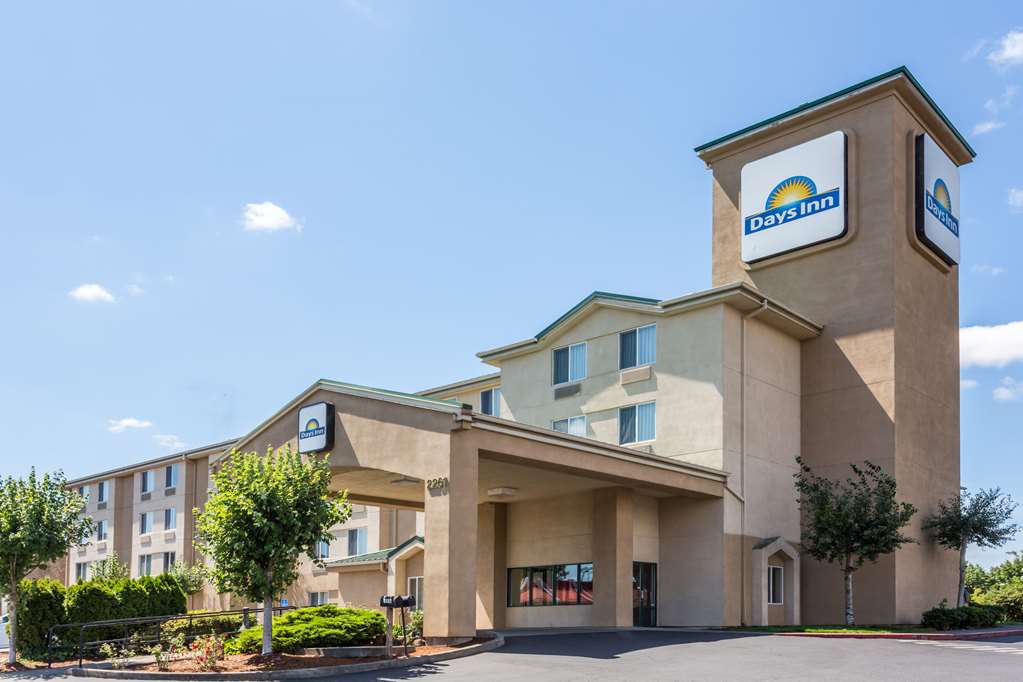 SureStay Plus Hotel by Best Western Portland East