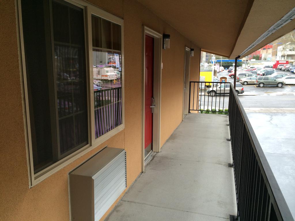 Econo Lodge City Center