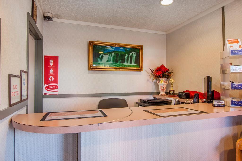 Motel 6 Portland OR Southeast