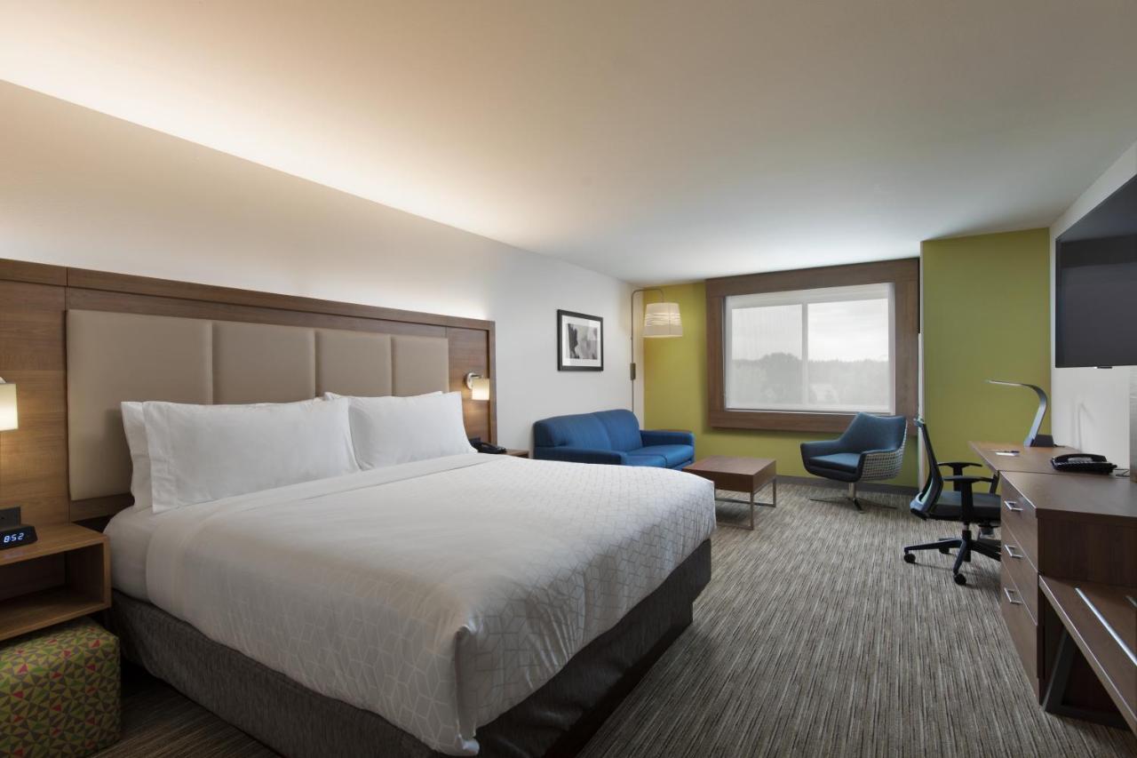 Holiday Inn Express & Suites Portland Airport Cascade Stn