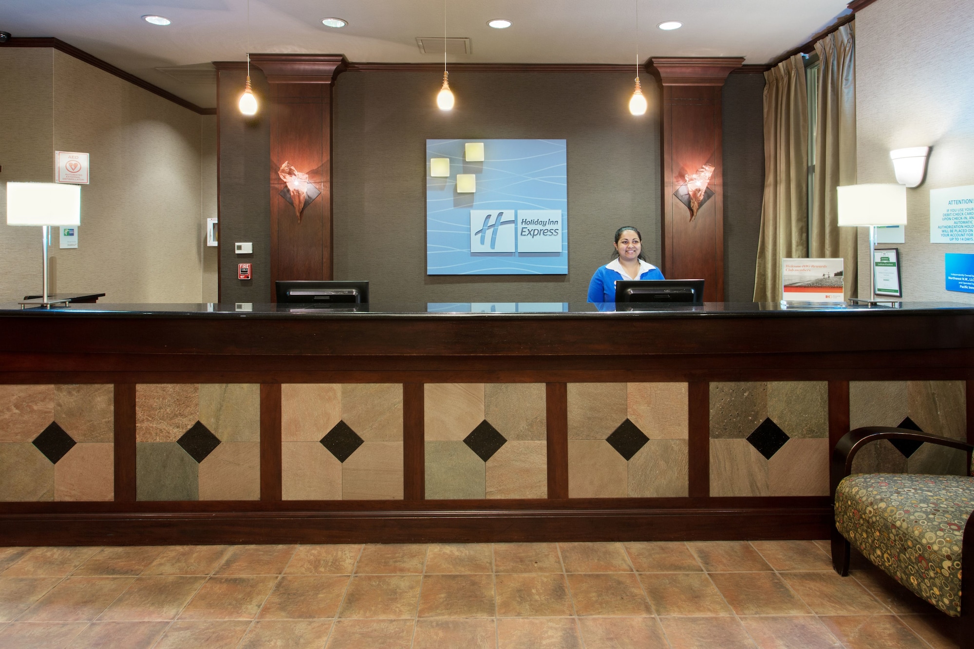 Holiday Inn Express Hotel & Suites Portland - Northwest Downtown