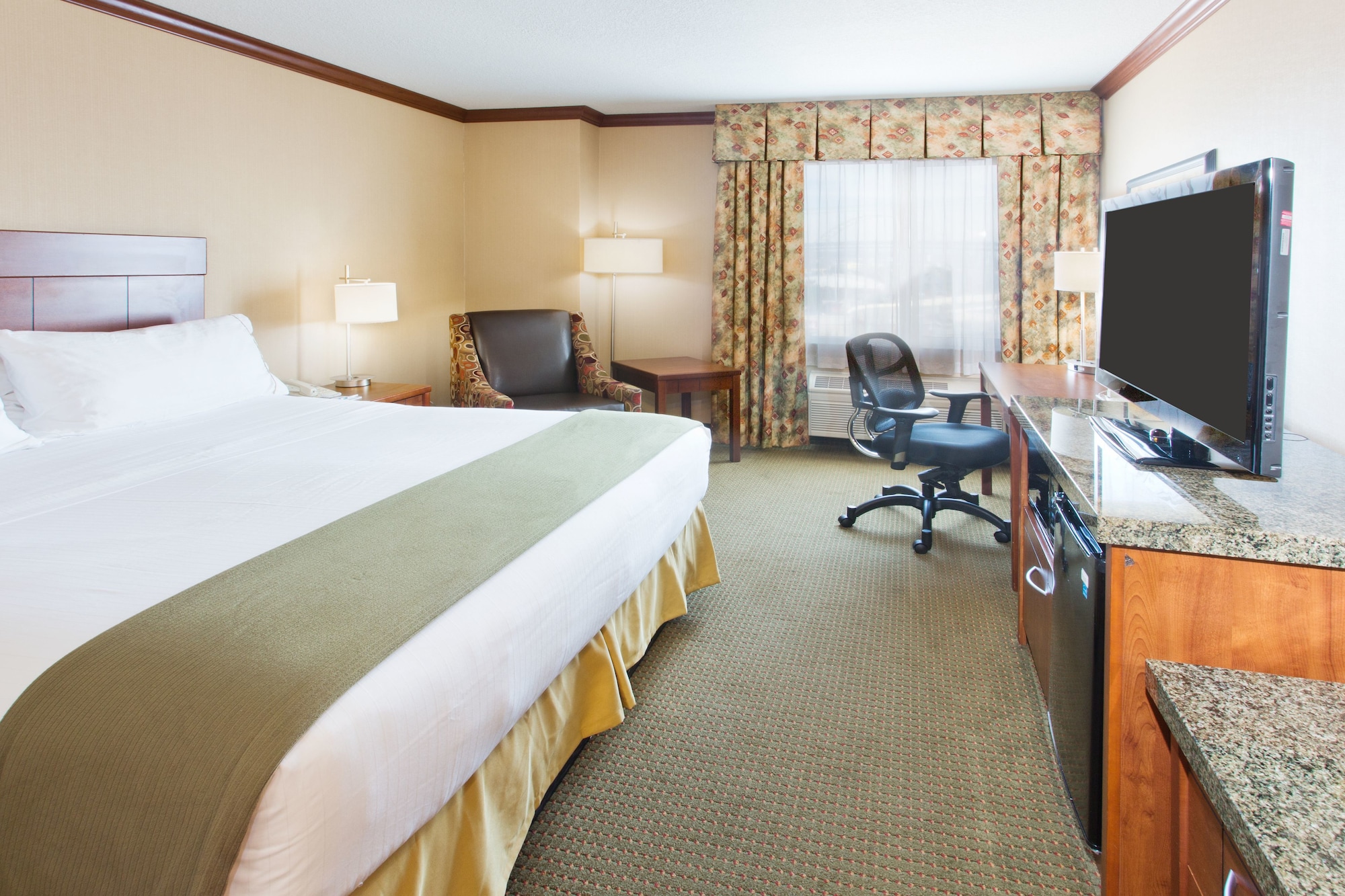 Holiday Inn Express Hotel & Suites Portland - Northwest Downtown