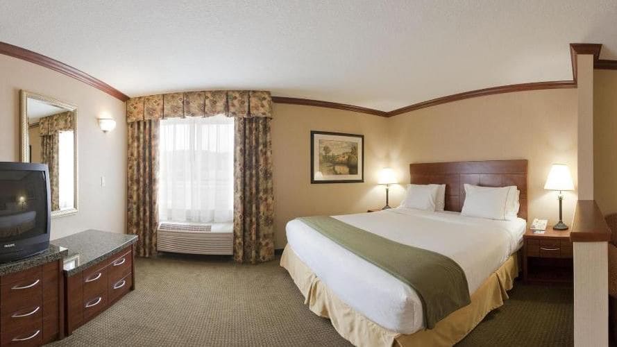 Holiday Inn Express Hotel & Suites Portland - Northwest Downtown